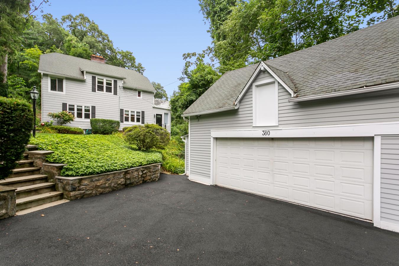 380 Ardsley Road, Scarsdale, New York, 10583, United States, 3 Bedrooms Bedrooms, ,2 BathroomsBathrooms,Residential,For Sale,380 Ardsley Road,946998