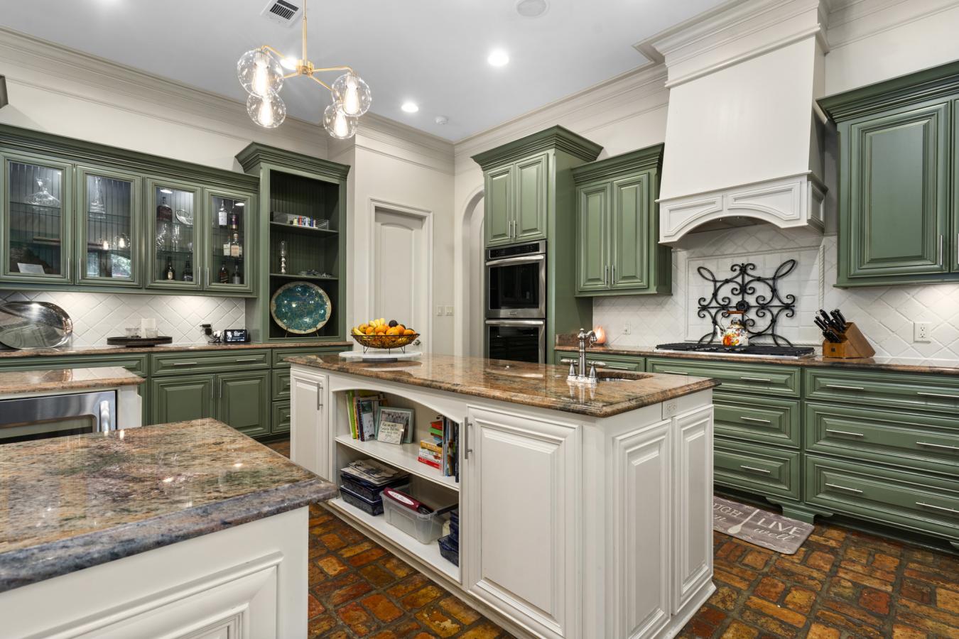 11008 Channelside Dr, Gulfport, Mississippi, 39501, United States, 5 Bedrooms Bedrooms, ,5 BathroomsBathrooms,Residential,For Sale,11008 Channelside Dr,1519908