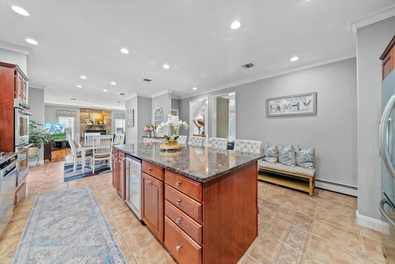 16 Lori Lane, Chester, New York, 10918, United States, 4 Bedrooms Bedrooms, ,5 BathroomsBathrooms,Residential,For Sale,16 Lori Lane,1519900