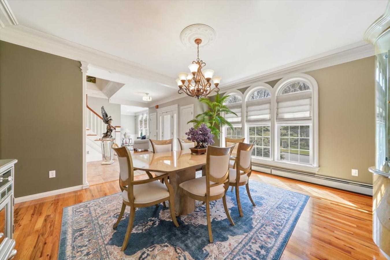 16 Lori Lane, Chester, New York, 10918, United States, 4 Bedrooms Bedrooms, ,5 BathroomsBathrooms,Residential,For Sale,16 Lori Lane,1519900