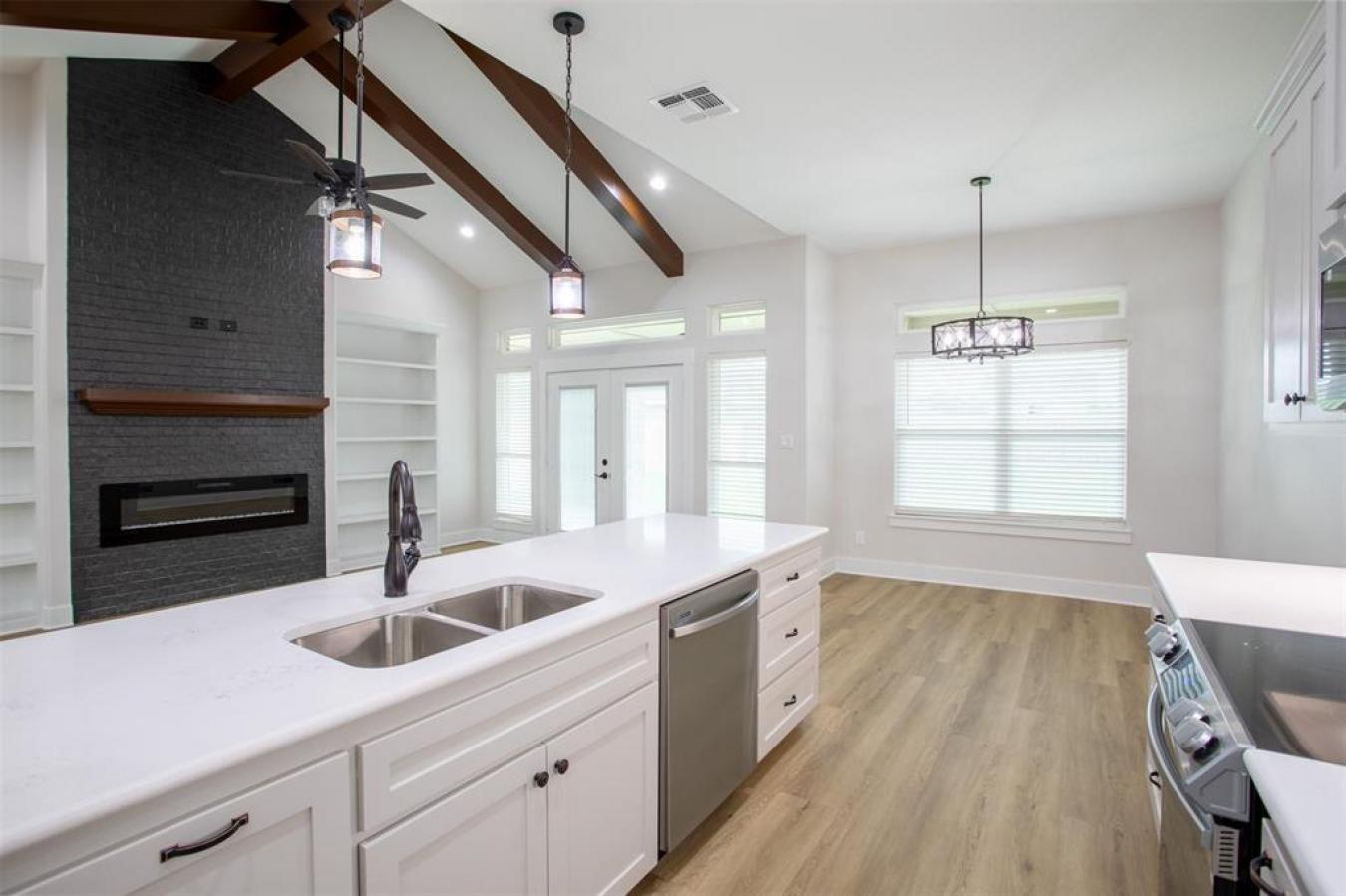 Welcome to your dream home! This brand new masterpiece boasts 4 bedroo – image 12