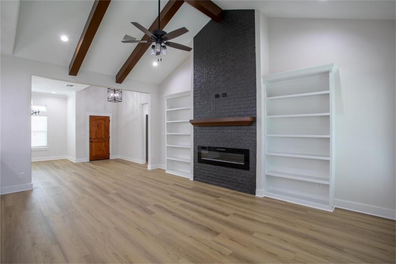 Welcome to your dream home! This brand new masterpiece boasts 4 bedroo – image 9