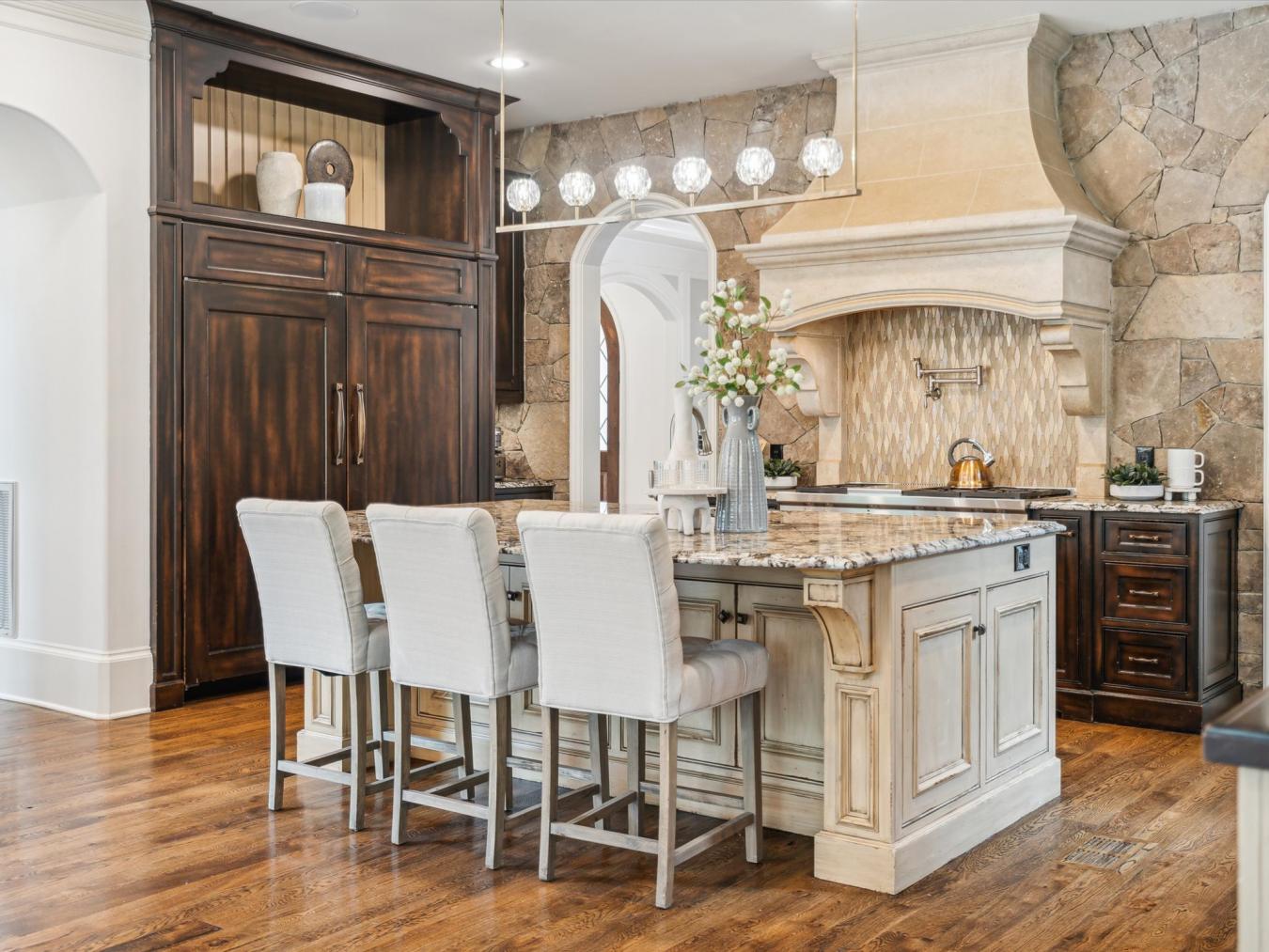 9044 Island Point Road, Charlotte, North Carolina, 28278, United States, 6 Bedrooms Bedrooms, ,7 BathroomsBathrooms,Residential,For Sale,9044 Island Point Road,1522515