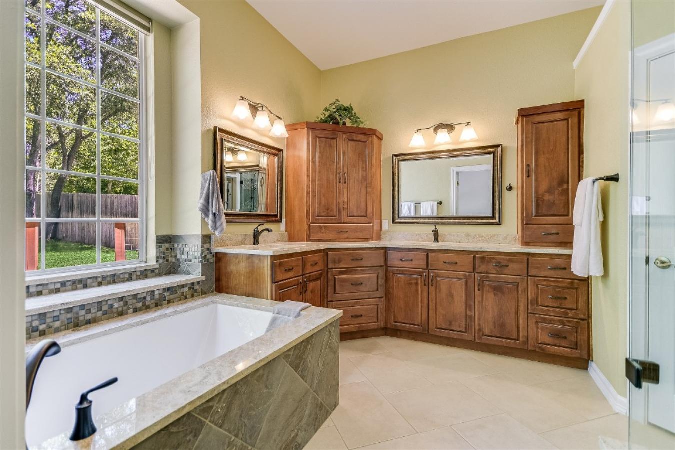 9263 Scenic Bluff Drive, Austin, TX, 78733, United States, 4 Bedrooms Bedrooms, ,4 BathroomsBathrooms,Residential,For Sale,9263 Scenic Bluff Drive,1523084