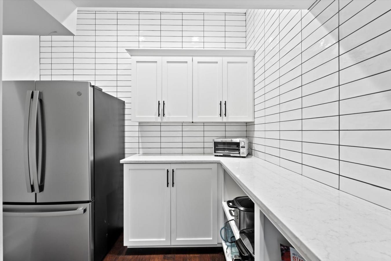 Bradenton, Florida, 34208, United States, 5 Bedrooms Bedrooms, ,5 BathroomsBathrooms,Residential,For Sale,1899147