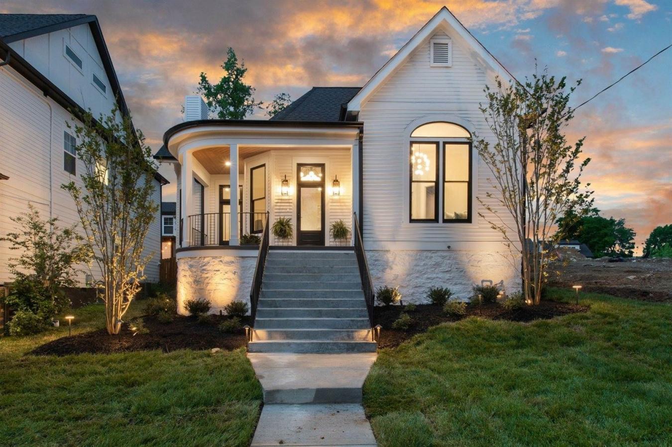 937 S Douglas Ave, Nashville, Tennessee, 37204, United States, 5 Bedrooms Bedrooms, ,5 BathroomsBathrooms,Residential,For Sale,937 S Douglas Ave,1525655