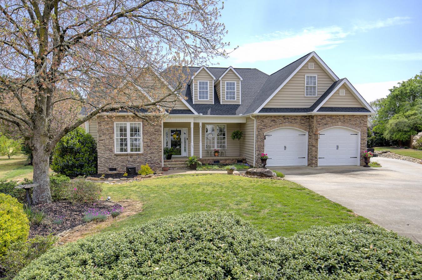 109 Thom Trail, Easley, South Carolina, 29642, United States, 4 Bedrooms Bedrooms, ,3 BathroomsBathrooms,Residential,For Sale,109 Thom Trail,1528268