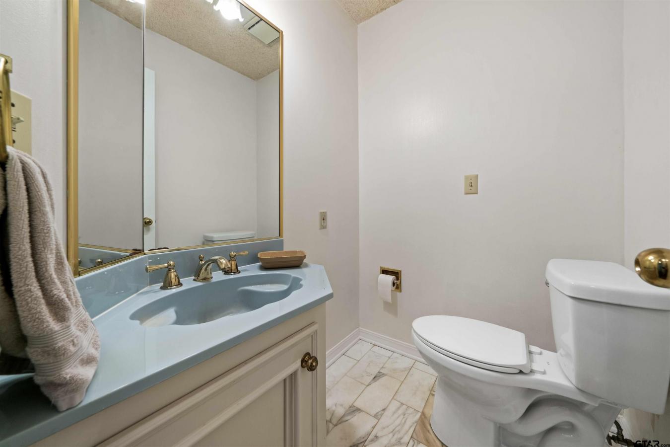 3000 Houston Street, Kilgore, TX, 75662, United States, 5 Bedrooms Bedrooms, ,3 BathroomsBathrooms,Residential,For Sale,3000 Houston Street,1533746