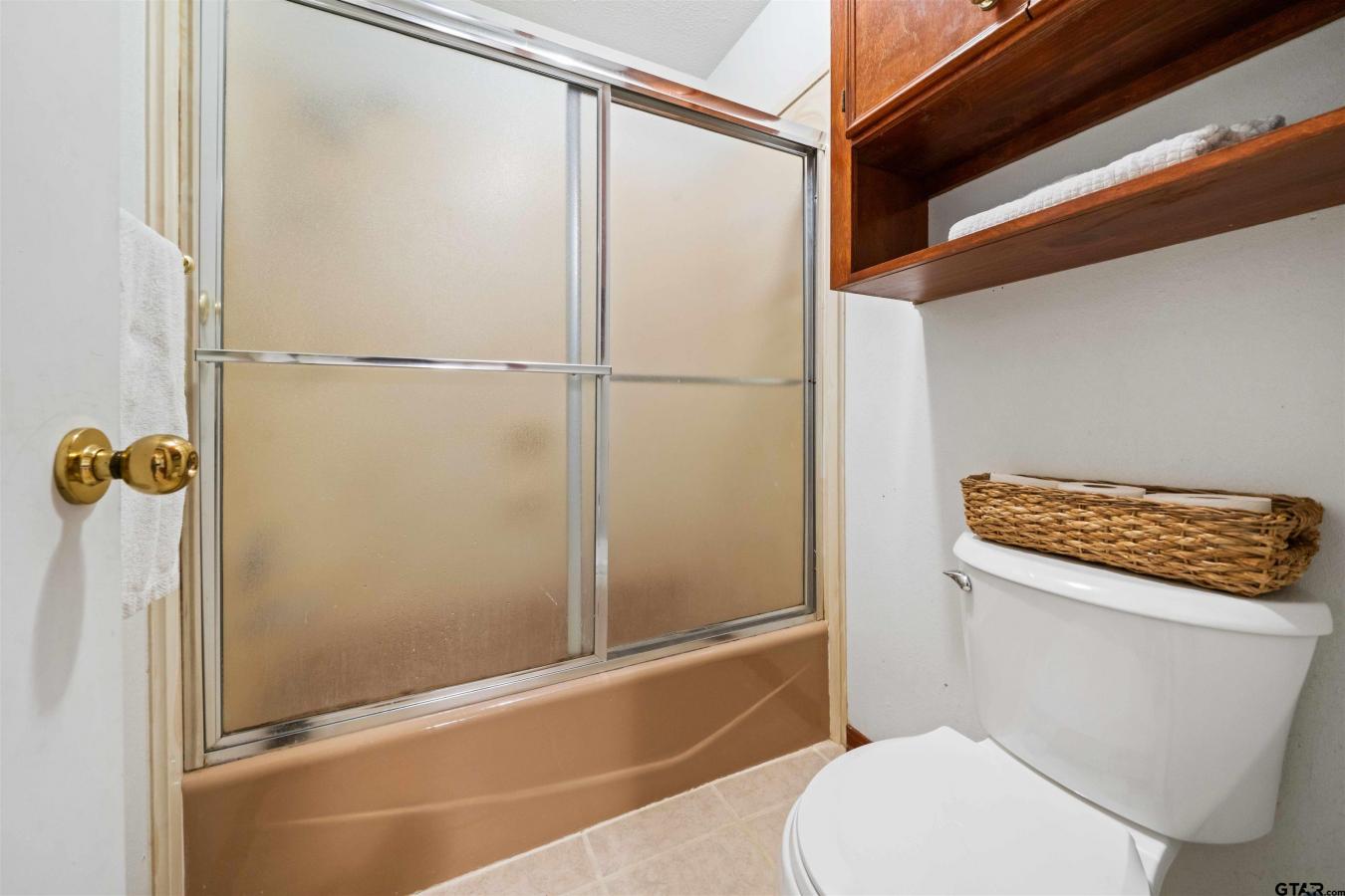 3000 Houston Street, Kilgore, TX, 75662, United States, 5 Bedrooms Bedrooms, ,3 BathroomsBathrooms,Residential,For Sale,3000 Houston Street,1533746