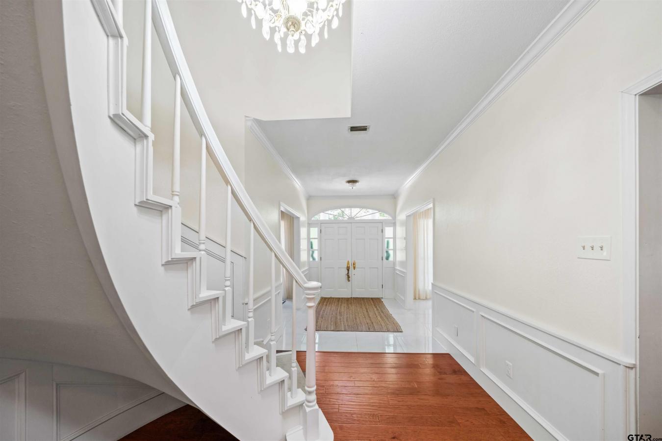 3000 Houston Street, Kilgore, TX, 75662, United States, 5 Bedrooms Bedrooms, ,3 BathroomsBathrooms,Residential,For Sale,3000 Houston Street,1533746