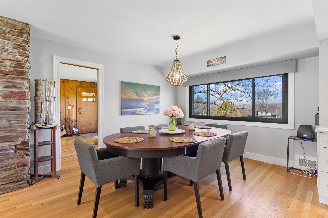 219 High Road, Newbury, MA, 01951, United States, 4 Bedrooms Bedrooms, ,2 BathroomsBathrooms,Residential,For Sale,219 High Road,1533680