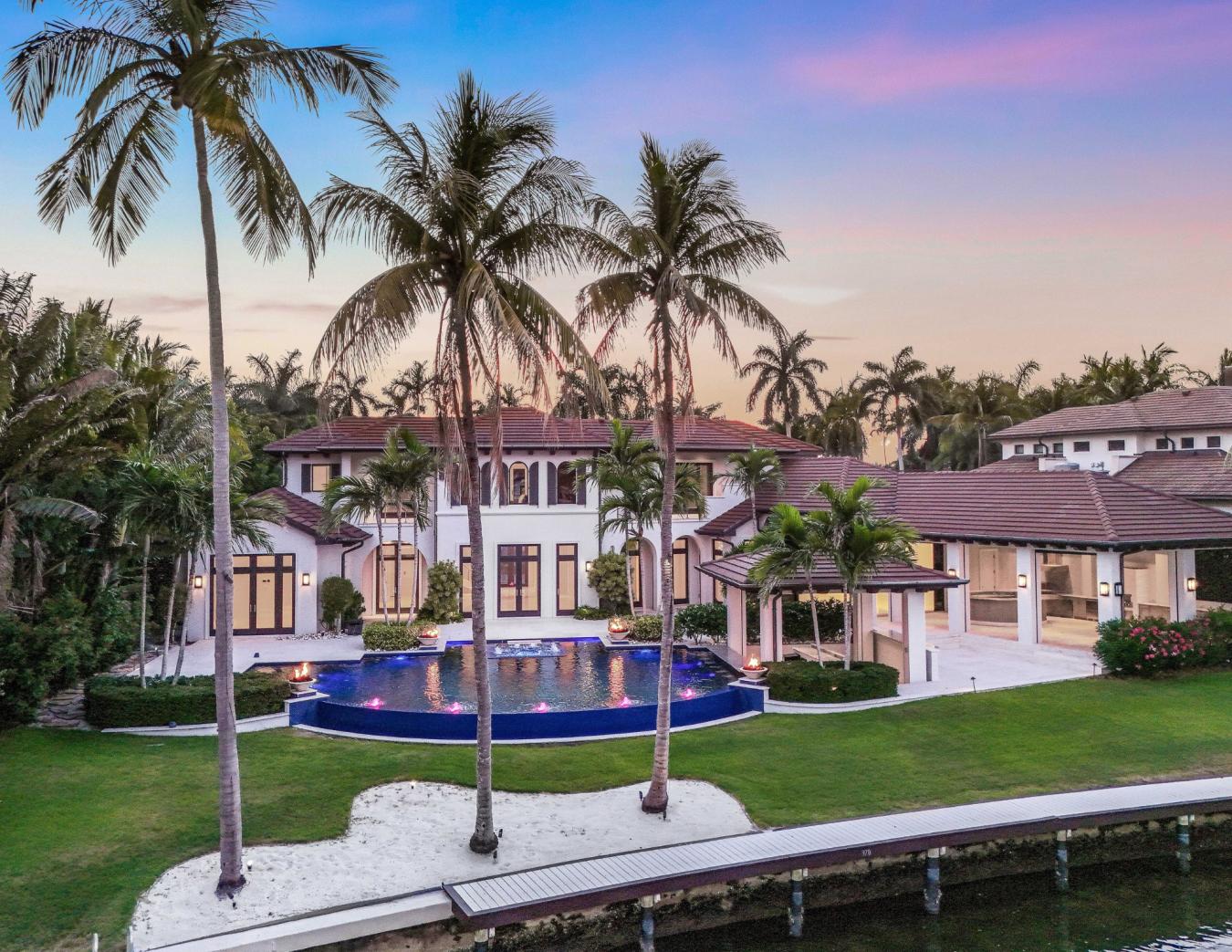970 Aqua Circle, Naples, Florida, 34102, United States, 6 Bedrooms Bedrooms, ,6 BathroomsBathrooms,Residential,For Sale,970 Aqua Circle,1536475