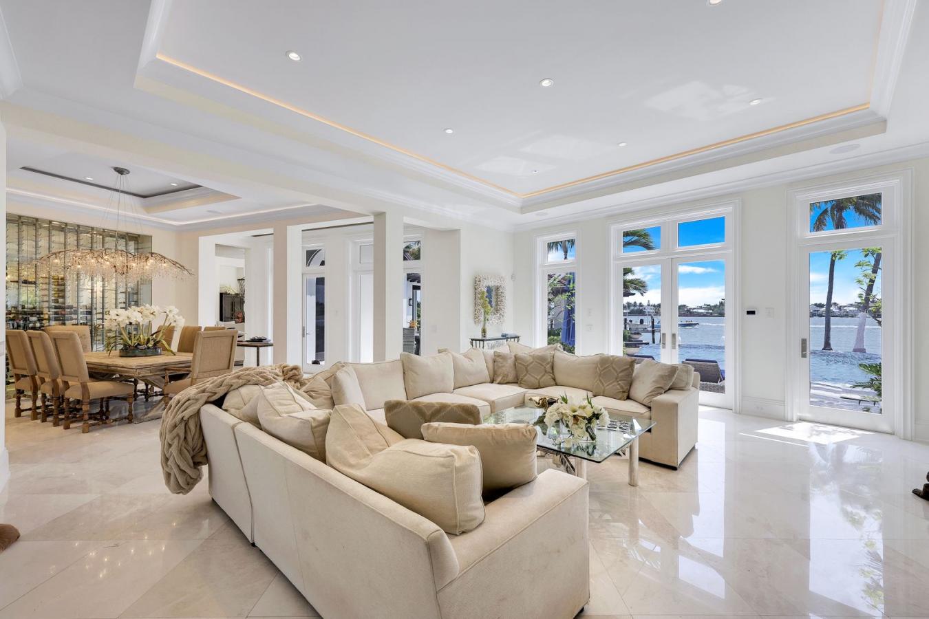 970 Aqua Circle, Naples, Florida, 34102, United States, 6 Bedrooms Bedrooms, ,6 BathroomsBathrooms,Residential,For Sale,970 Aqua Circle,1536475