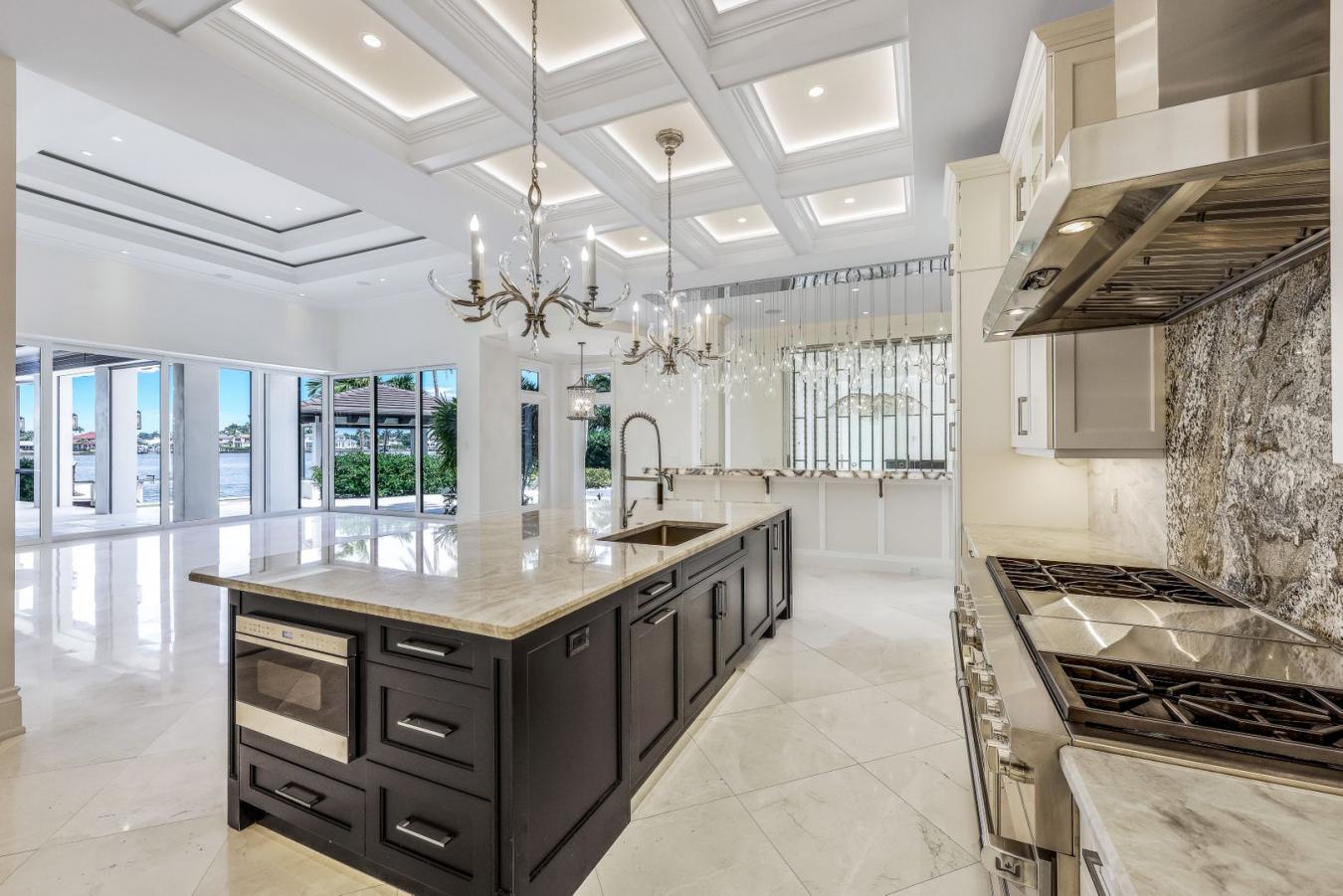 970 Aqua Circle, Naples, Florida, 34102, United States, 6 Bedrooms Bedrooms, ,6 BathroomsBathrooms,Residential,For Sale,970 Aqua Circle,1536475