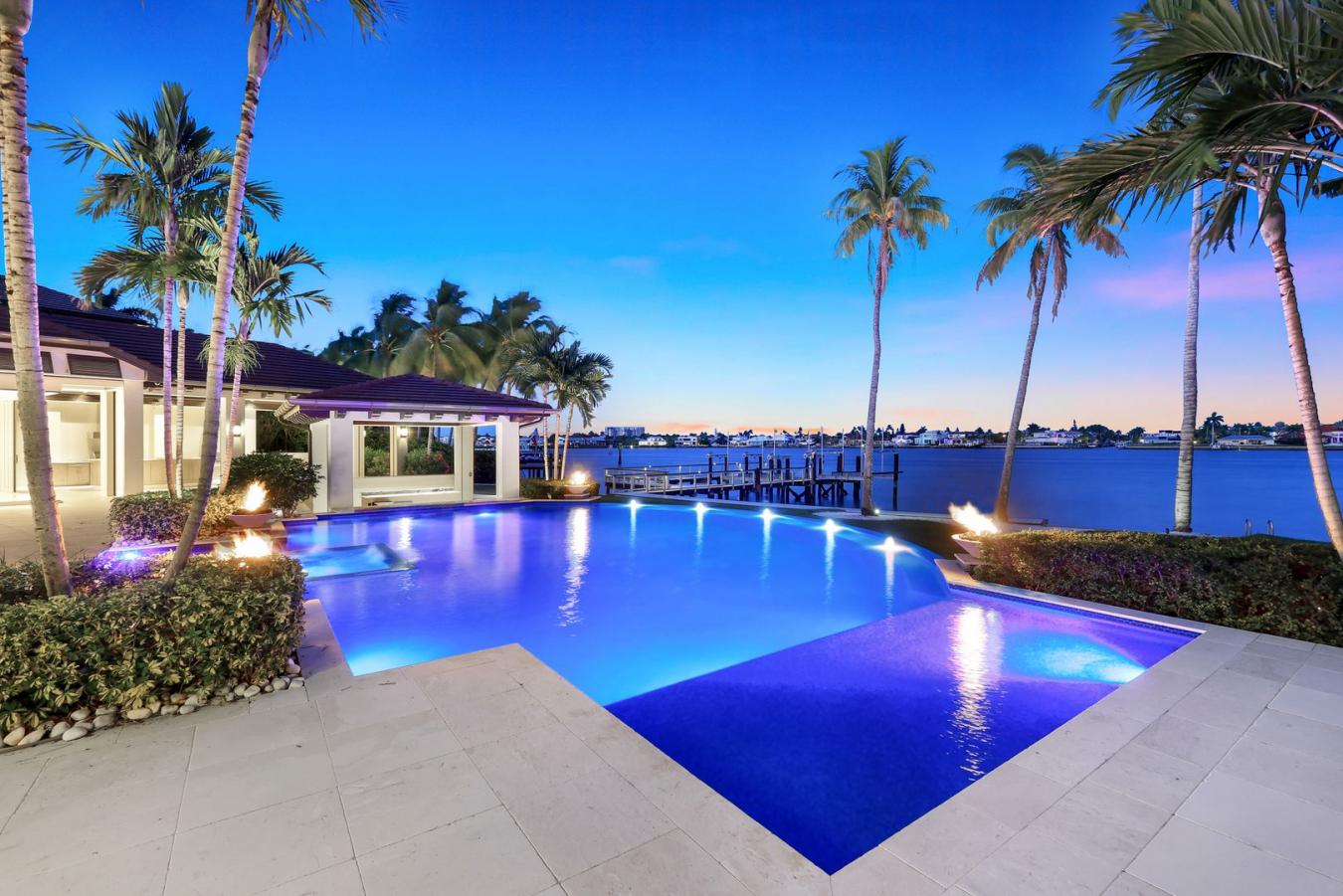 970 Aqua Circle, Naples, Florida, 34102, United States, 6 Bedrooms Bedrooms, ,6 BathroomsBathrooms,Residential,For Sale,970 Aqua Circle,1536475