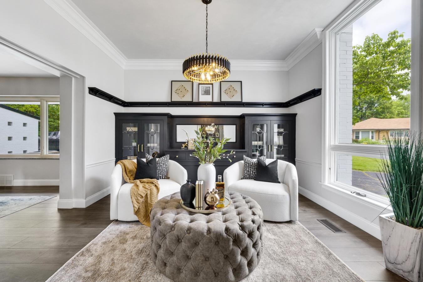 6005 Bishops Place, St Louis, MO, 63118, United States, 4 Bedrooms Bedrooms, ,2 BathroomsBathrooms,Residential,For Sale,6005 Bishops Place,1536460