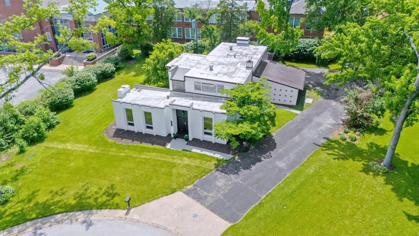 6005 Bishops Place, St Louis, MO, 63118, United States, 4 Bedrooms Bedrooms, ,2 BathroomsBathrooms,Residential,For Sale,6005 Bishops Place,1536460 6005 Bishops Place, St Louis, MO, 63118, United States, 4 Bedrooms Bedrooms, ,2 BathroomsBathrooms,Residential,For Sale,6005 Bishops Place,1536460