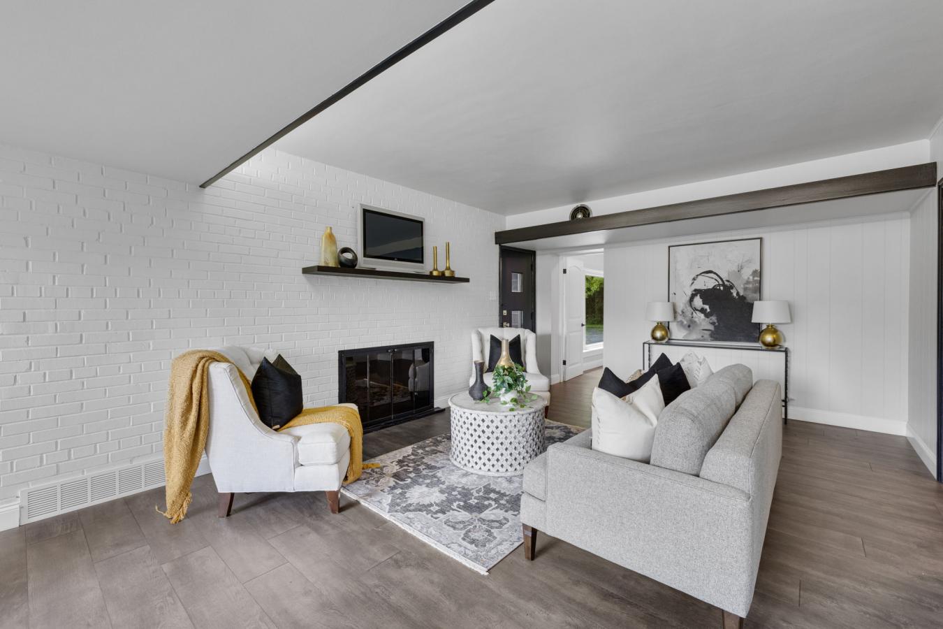 6005 Bishops Place, St Louis, MO, 63118, United States, 4 Bedrooms Bedrooms, ,2 BathroomsBathrooms,Residential,For Sale,6005 Bishops Place,1536460