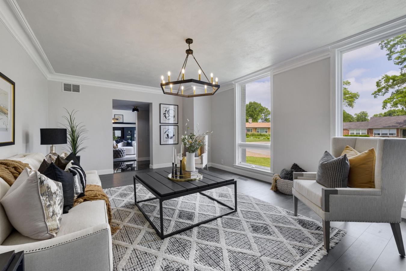 6005 Bishops Place, St Louis, MO, 63118, United States, 4 Bedrooms Bedrooms, ,2 BathroomsBathrooms,Residential,For Sale,6005 Bishops Place,1536460