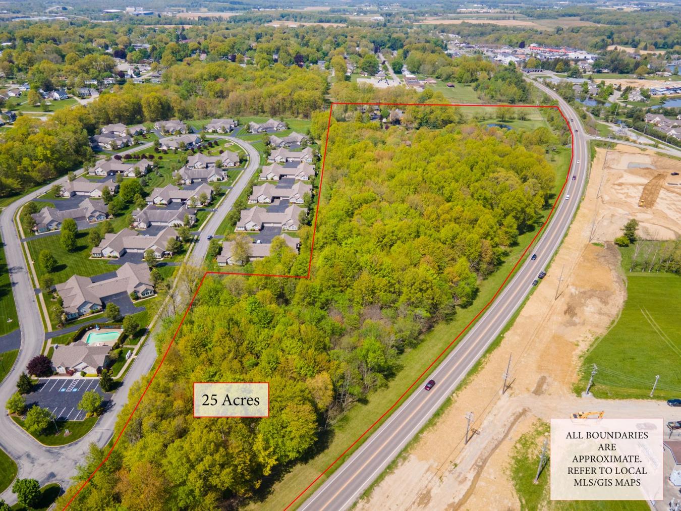 347 State Route 14, Columbiana Ohio, OH, 44408, United States, 9 Bedrooms Bedrooms, ,5 BathroomsBathrooms,Residential,For Sale,347 State Route 14,1536447