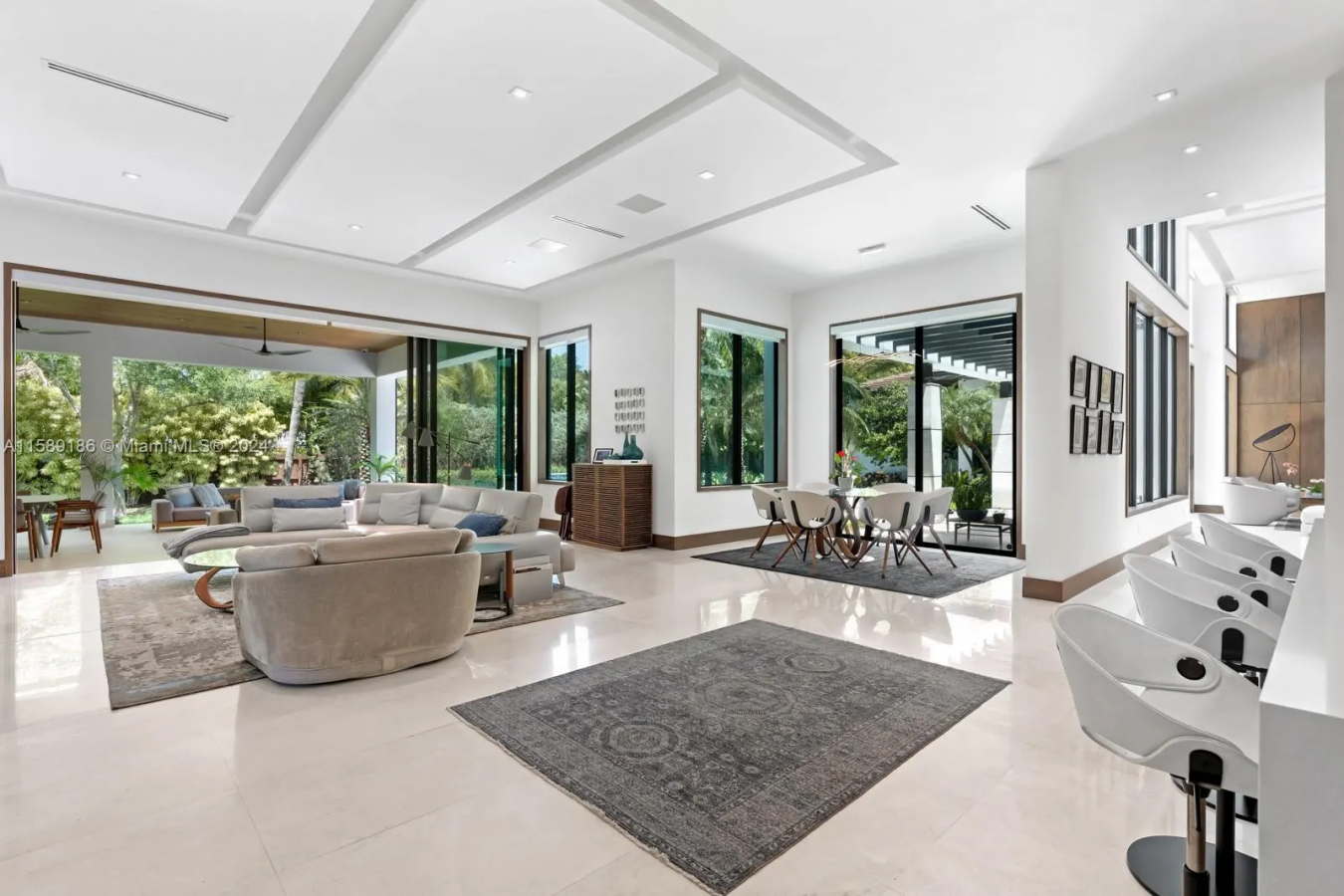 11360 SW 60th Avenue, Pinecrest, FL, 33156, United States, 6 Bedrooms Bedrooms, ,7 BathroomsBathrooms,Residential,For Sale,11360 SW 60th Avenue,1536444