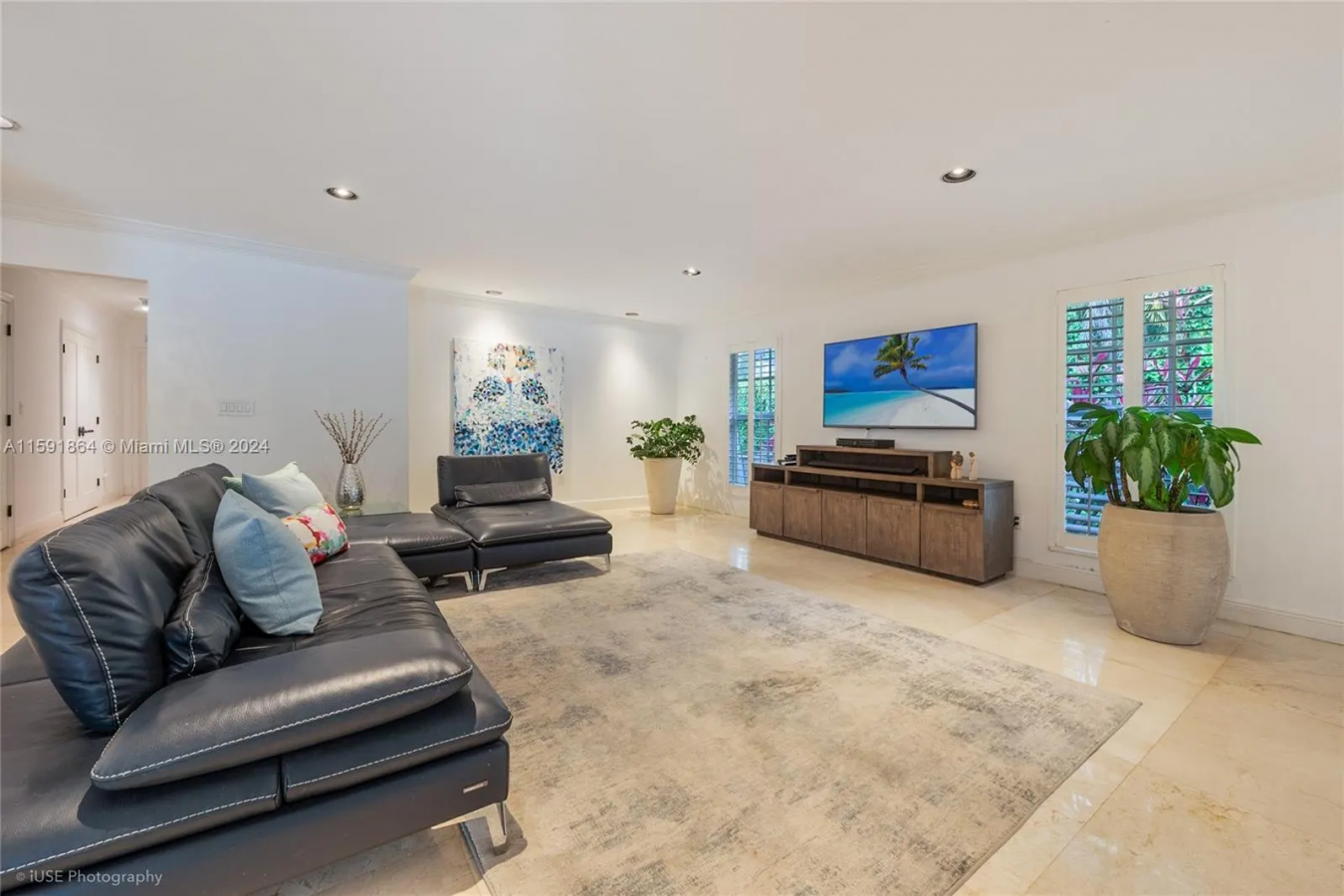 5385 N Kendall Drive, Miami, FL, 33156, United States, 4 Bedrooms Bedrooms, ,4 BathroomsBathrooms,Residential,For Sale,5385 N Kendall Drive,1536443