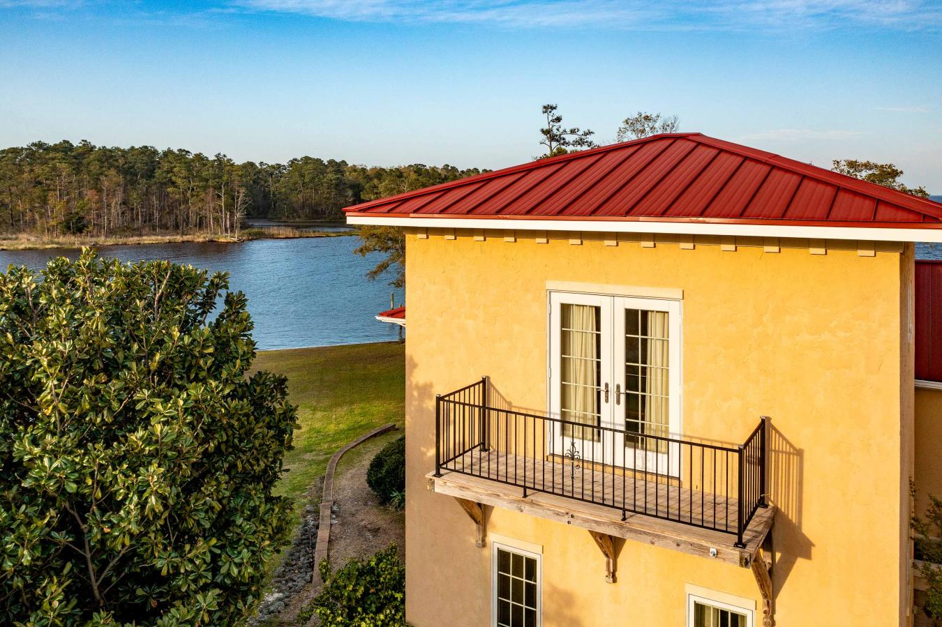 6054 Dolphin Road, Oriental, North Carolina, 28571, United States, 3 Bedrooms Bedrooms, ,4 BathroomsBathrooms,Residential,For Sale,6054 Dolphin Road,1547329