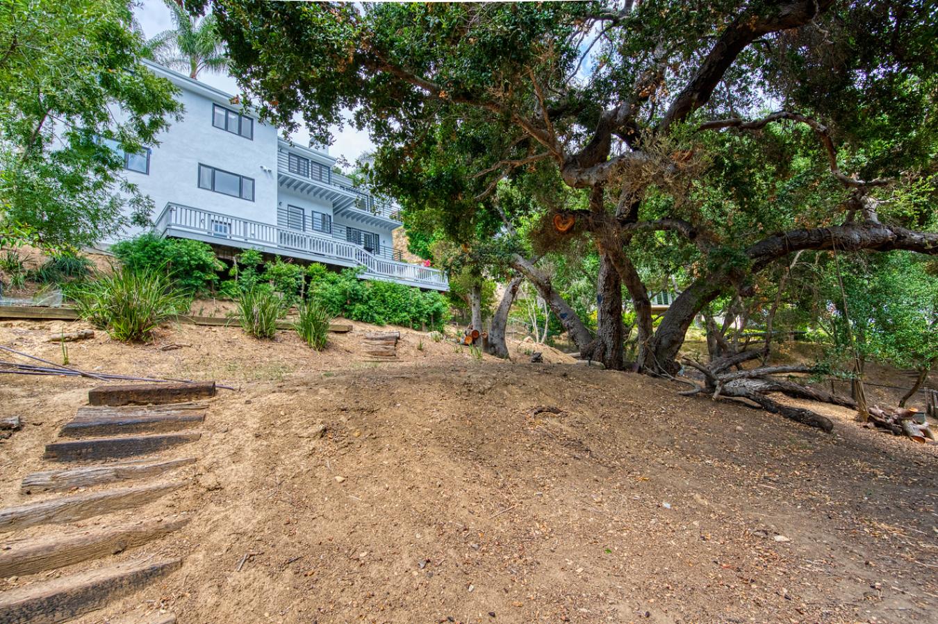 3614 Camino Del Cumbre, Sherman Oaks, CA, 91423, United States, 5 Bedrooms Bedrooms, ,5 BathroomsBathrooms,Residential,For Sale,3614 Camino Del Cumbre,1538642