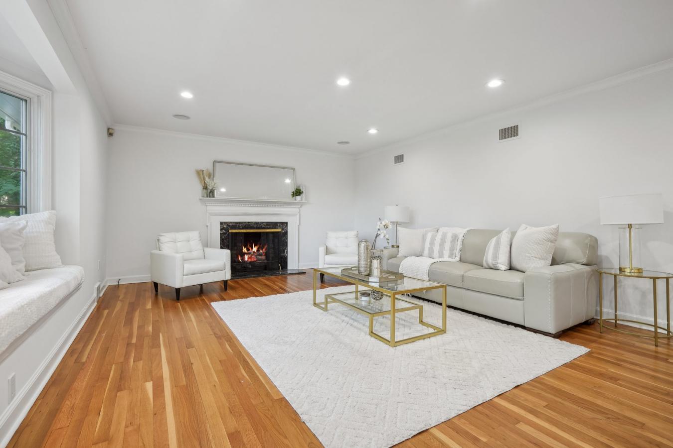 24 Inverness Court, Short Hills, NJ, 07078, United States, 6 Bedrooms Bedrooms, ,4 BathroomsBathrooms,Residential,For Sale,24 Inverness Court,1539696