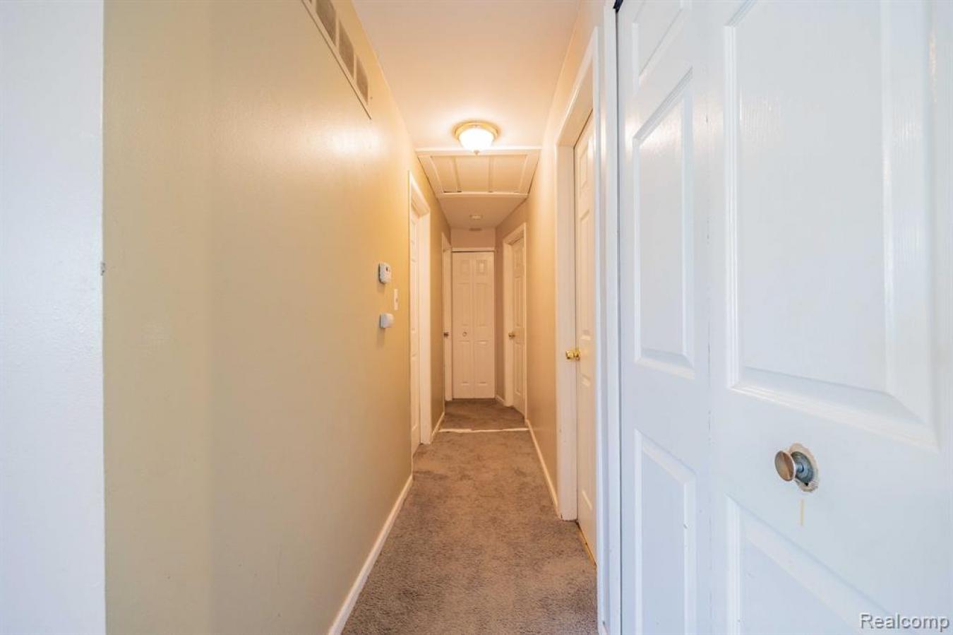 WELCOME HOME TO THIS BRICK RANCH FOR SALE IN THE OAK BROOK SUBDIVISION – image 11