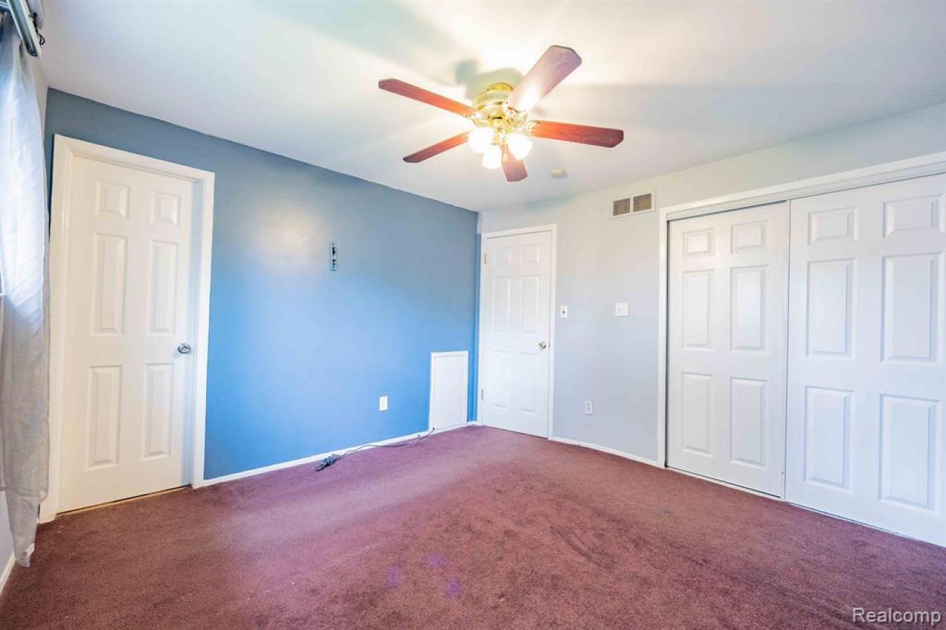 WELCOME HOME TO THIS BRICK RANCH FOR SALE IN THE OAK BROOK SUBDIVISION – image 16