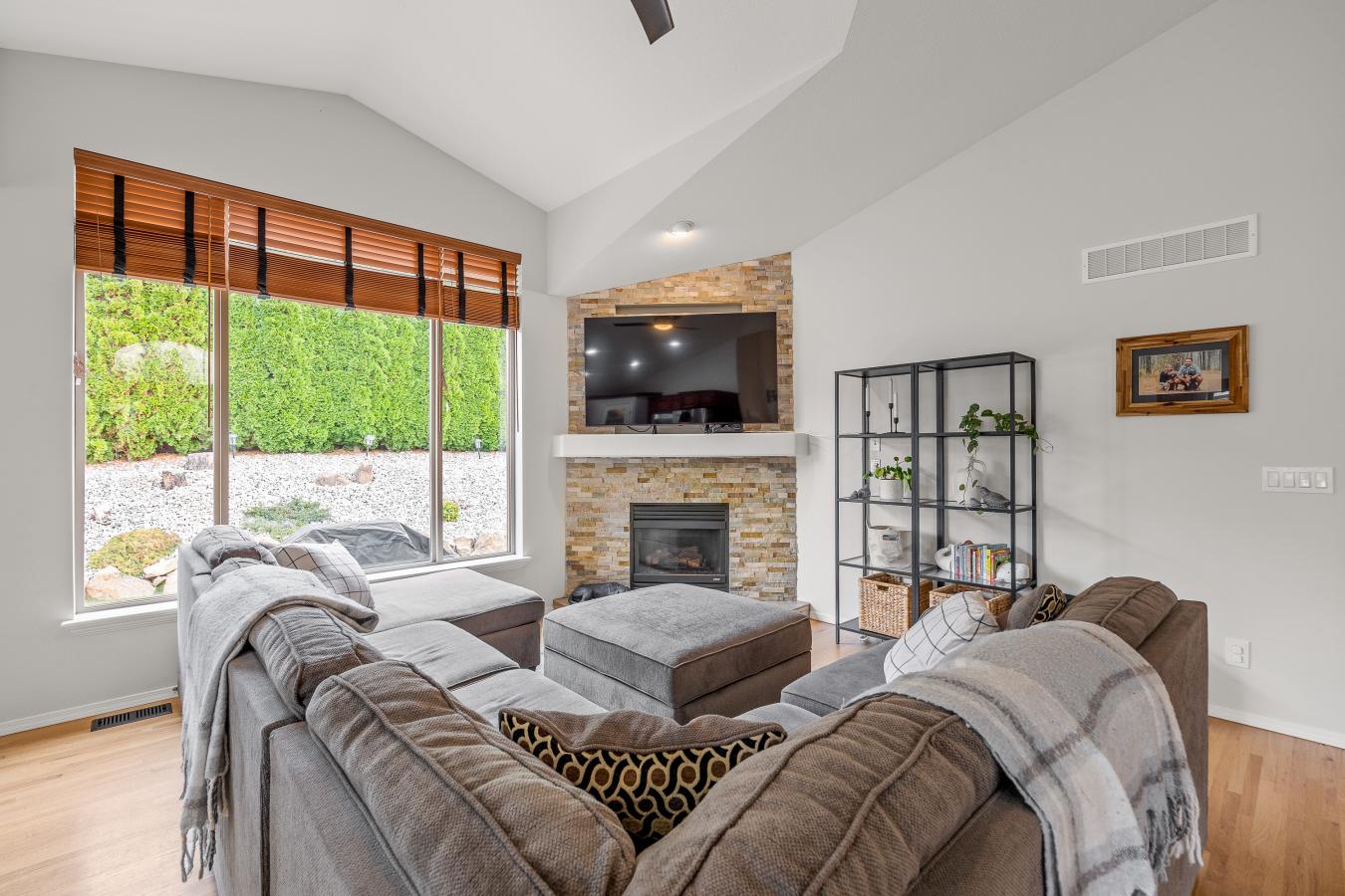 2543 Quail Lane, Kelowna, BC, V1V 1Z9, Canada, 3 Bedrooms Bedrooms, ,2 BathroomsBathrooms,Residential,For Sale,2543 Quail Lane,1544278