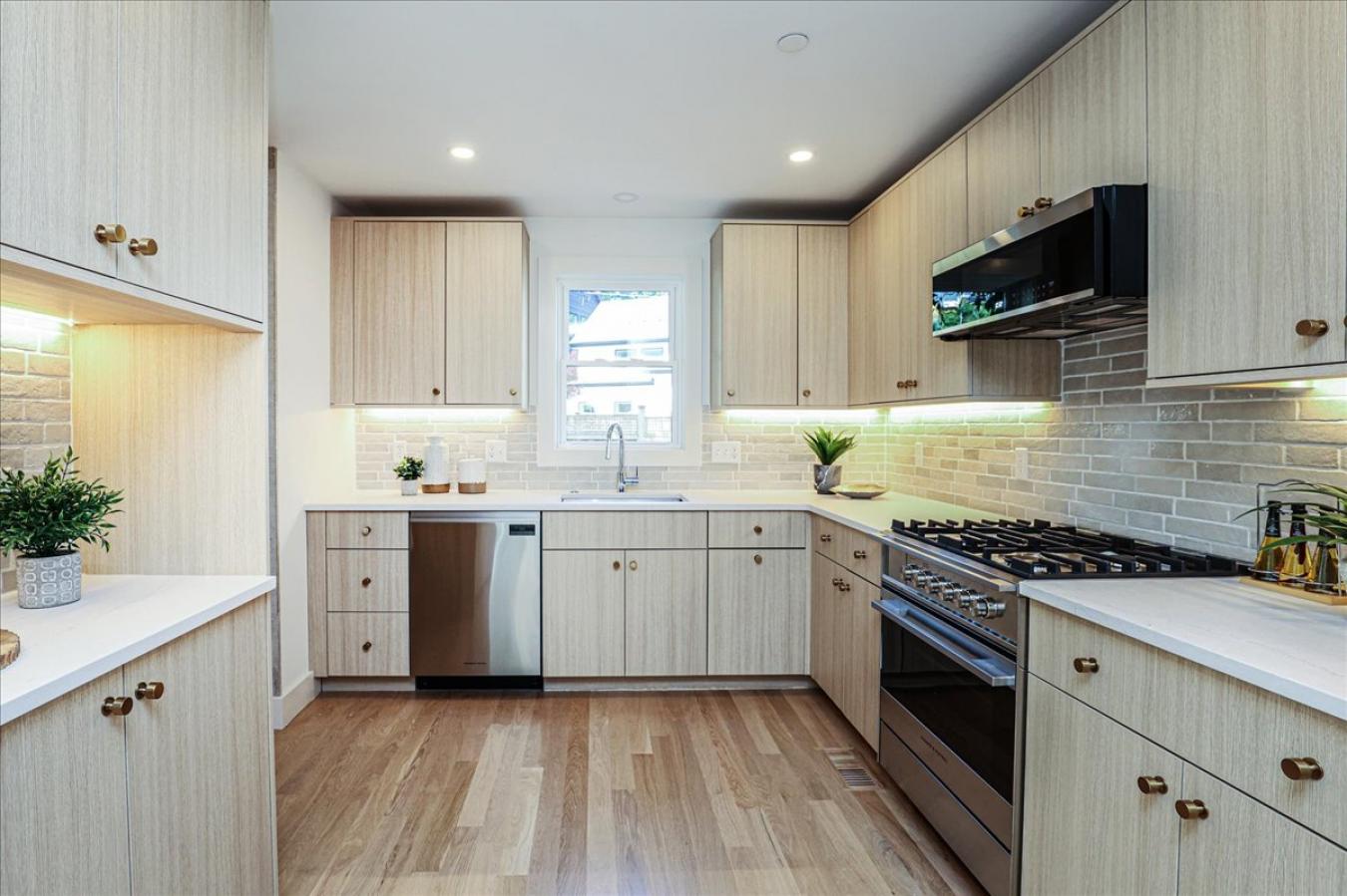 104 Jamaica Street, Boston, MA, 02130, United States, 3 Bedrooms Bedrooms, ,2 BathroomsBathrooms,Residential,For Sale,104 Jamaica Street,1544243