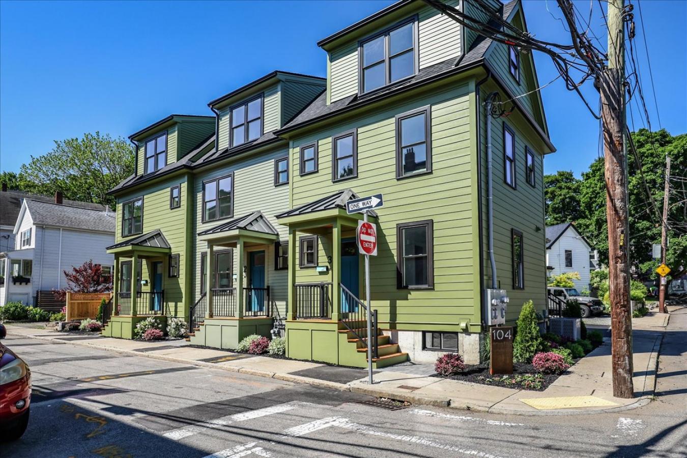 104 Jamaica Street, Boston, Massachusetts, 02130, United States, 3 Bedrooms Bedrooms, ,2 BathroomsBathrooms,Residential,For Sale,104 Jamaica Street,1544241