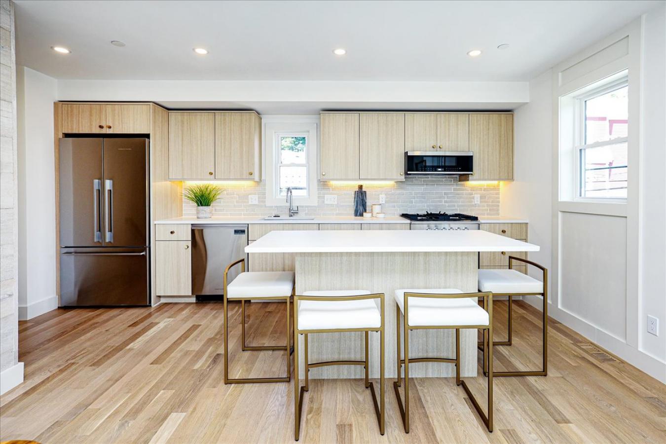 104 Jamaica Street, Boston, Massachusetts, 02130, United States, 2 Bedrooms Bedrooms, ,2 BathroomsBathrooms,Residential,For Sale,104 Jamaica Street,1544240
