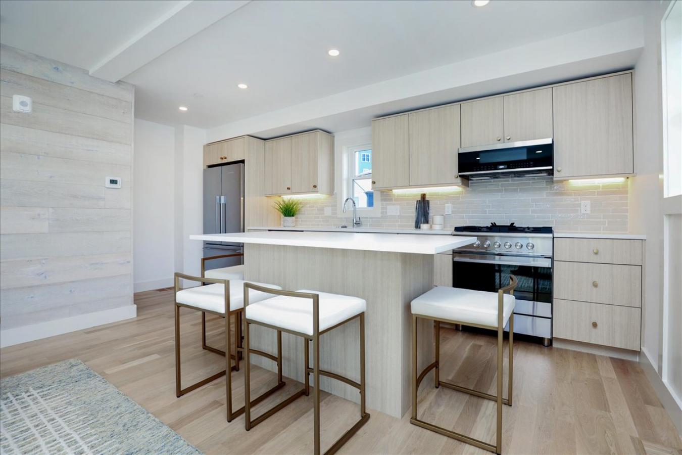 104 Jamaica Street, Boston, Massachusetts, 02130, United States, 2 Bedrooms Bedrooms, ,2 BathroomsBathrooms,Residential,For Sale,104 Jamaica Street,1544240