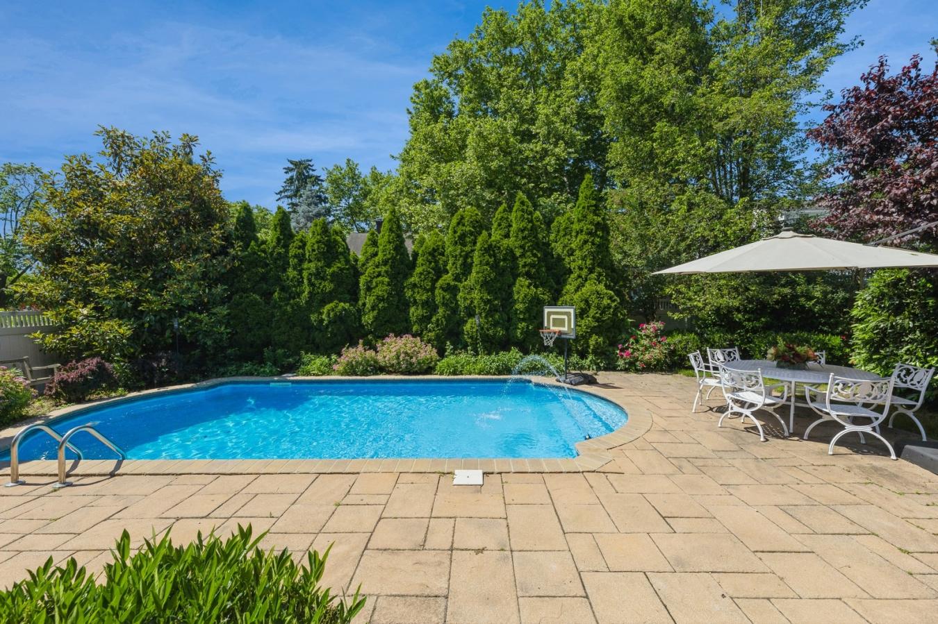 57 High St, Nutley, NJ, 07110, United States, 5 Bedrooms Bedrooms, ,4 BathroomsBathrooms,Residential,For Sale,57 High St,1545180