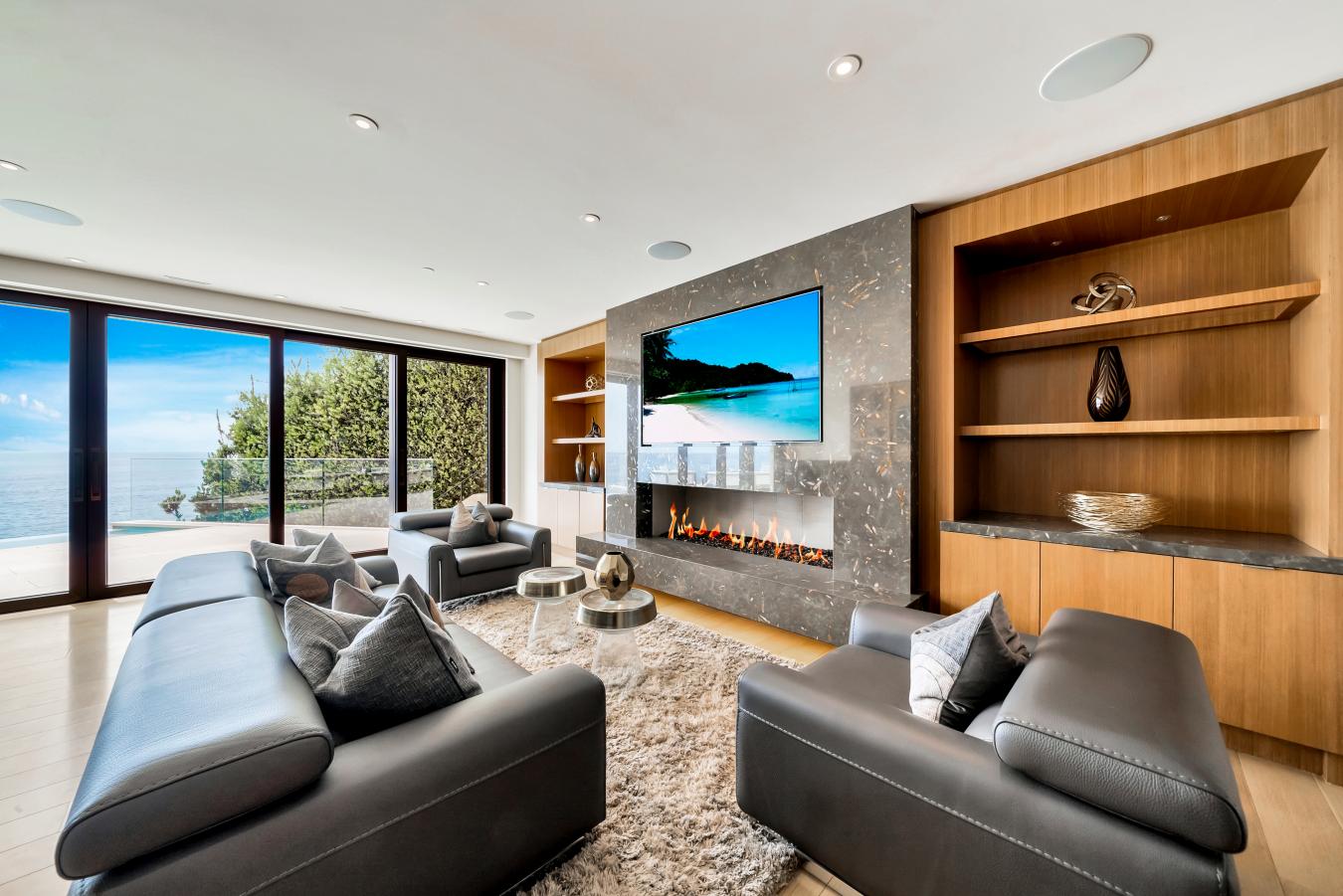 18 Lagunita Drive, Laguna Beach, California, 92651, United States, 4 Bedrooms Bedrooms, ,5 BathroomsBathrooms,Residential,For Sale,18 Lagunita Drive,1547324