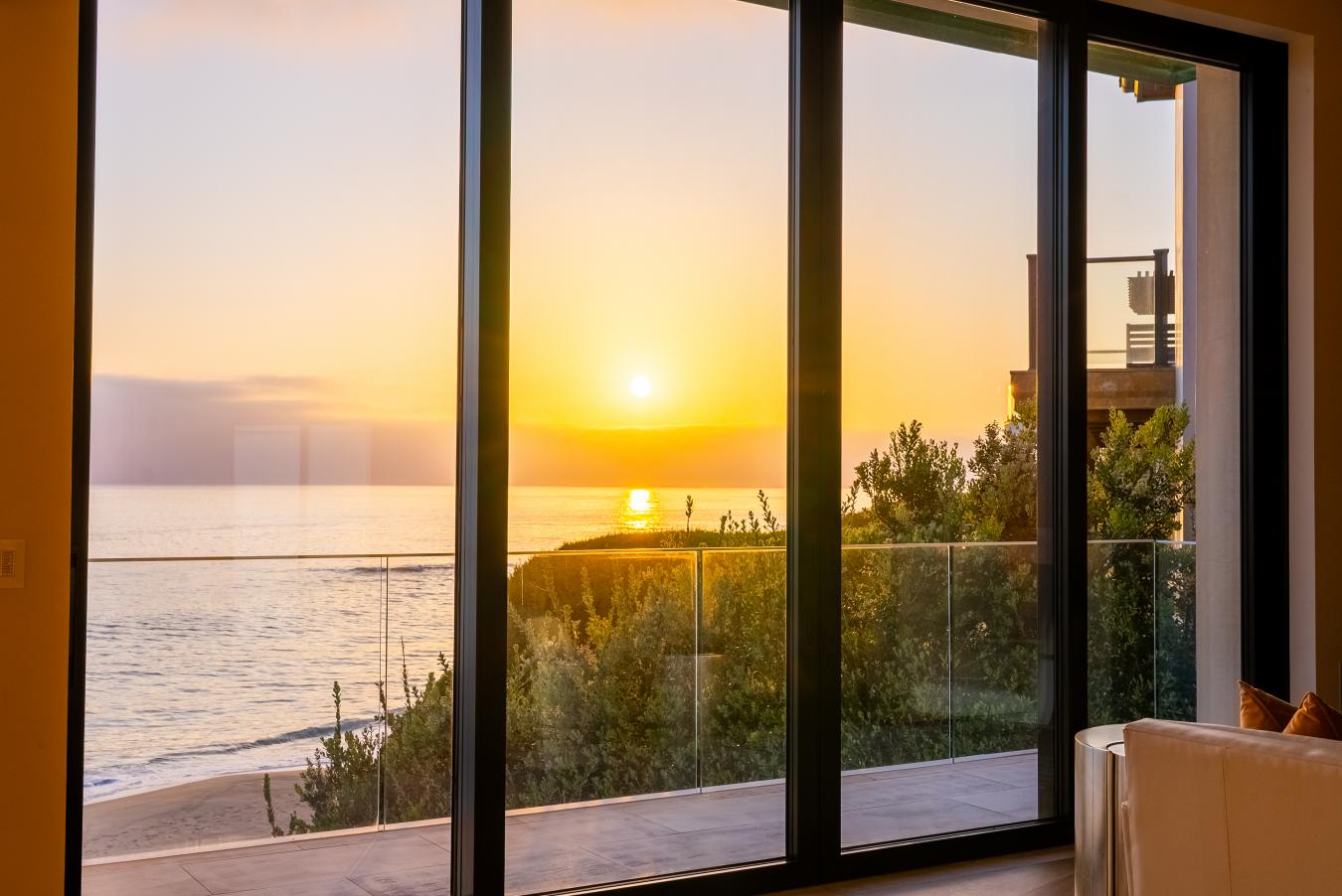 18 Lagunita Drive, Laguna Beach, California, 92651, United States, 4 Bedrooms Bedrooms, ,5 BathroomsBathrooms,Residential,For Sale,18 Lagunita Drive,1547324