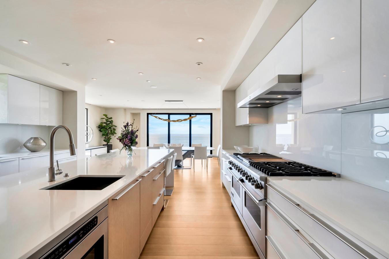 18 Lagunita Drive, Laguna Beach, California, 92651, United States, 4 Bedrooms Bedrooms, ,5 BathroomsBathrooms,Residential,For Sale,18 Lagunita Drive,1547324