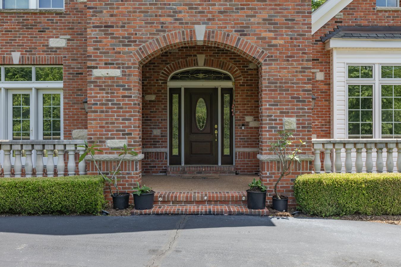 2206 Mueller Lane, Town and Country, MO, 63131, United States, 4 Bedrooms Bedrooms, ,4 BathroomsBathrooms,Residential,For Sale,2206 Mueller Lane,1545172