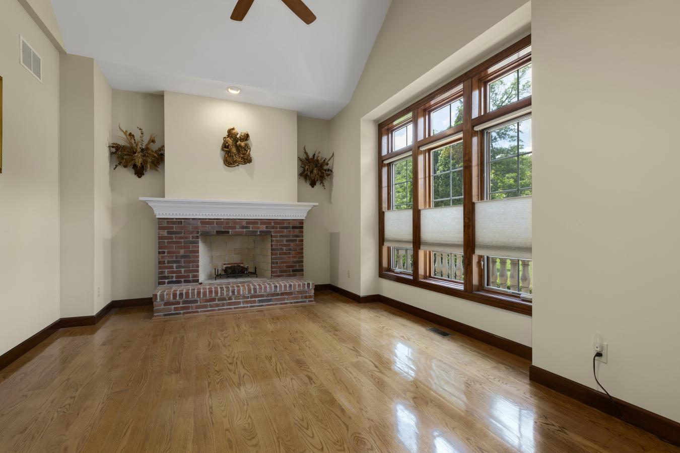 2206 Mueller Lane, Town and Country, MO, 63131, United States, 4 Bedrooms Bedrooms, ,4 BathroomsBathrooms,Residential,For Sale,2206 Mueller Lane,1545172