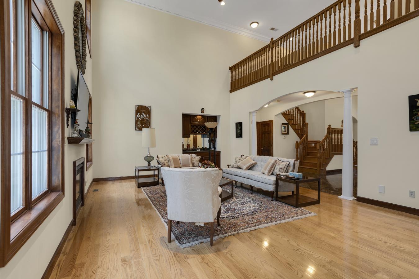 2206 Mueller Lane, Town and Country, MO, 63131, United States, 4 Bedrooms Bedrooms, ,4 BathroomsBathrooms,Residential,For Sale,2206 Mueller Lane,1545172