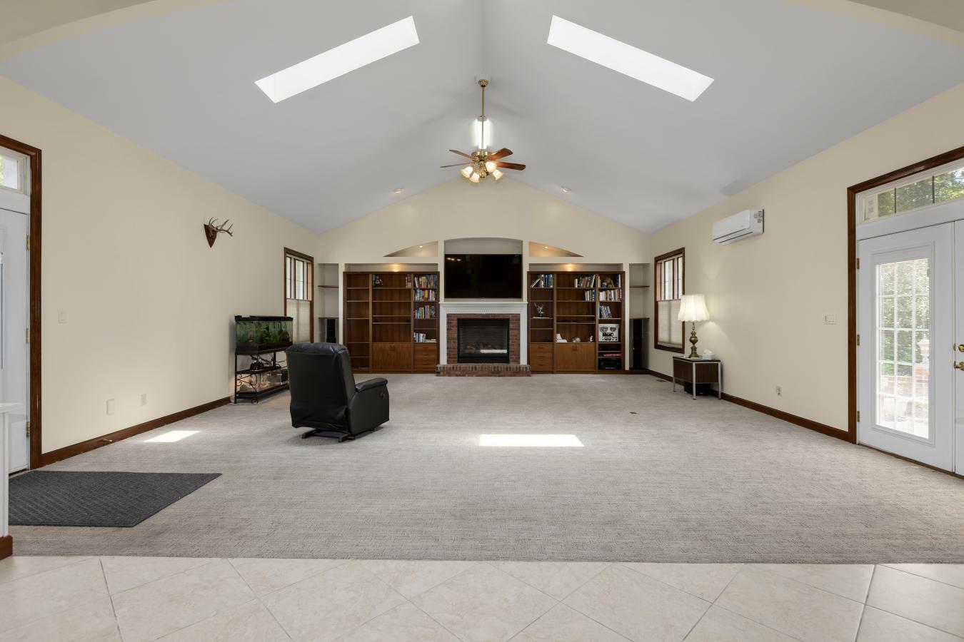 2206 Mueller Lane, Town and Country, MO, 63131, United States, 4 Bedrooms Bedrooms, ,4 BathroomsBathrooms,Residential,For Sale,2206 Mueller Lane,1545172