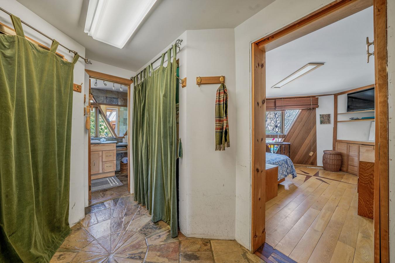 54 E Lake Dr, Montauk, NY, 11954, United States, 3 Bedrooms Bedrooms, ,2 BathroomsBathrooms,Residential,For Sale,54 E Lake Dr,1547316