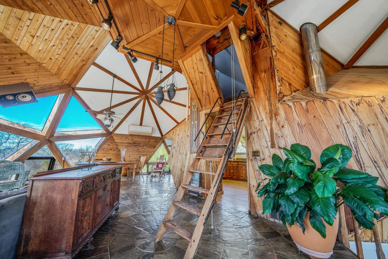 54 E Lake Dr, Montauk, NY, 11954, United States, 3 Bedrooms Bedrooms, ,2 BathroomsBathrooms,Residential,For Sale,54 E Lake Dr,1547316