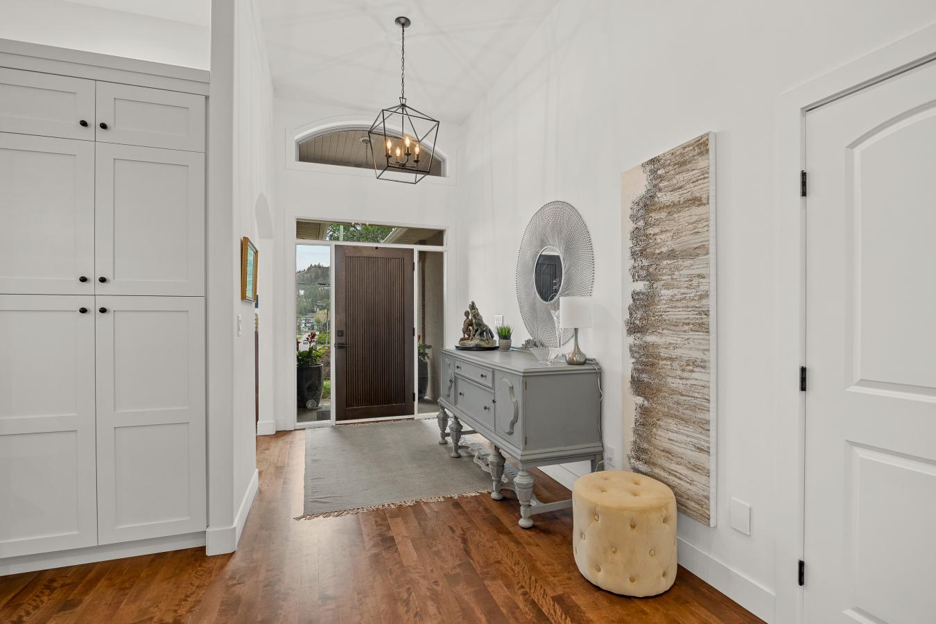 3071 Thacker Drive, West Kelowna, British Columbia, V1Z 1X5, Canada, 4 Bedrooms Bedrooms, ,3 BathroomsBathrooms,Residential,For Sale,3071 Thacker Drive,1547313