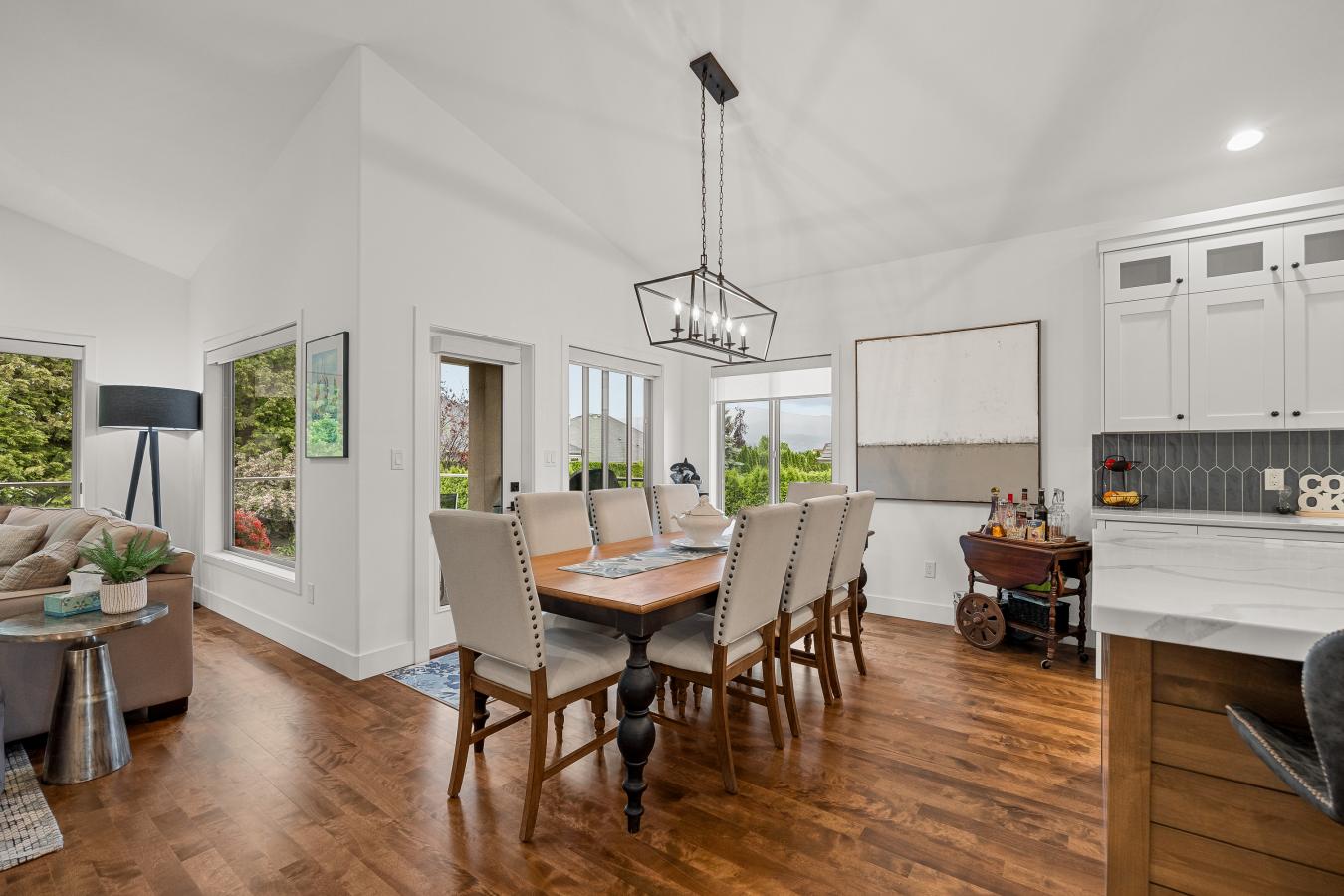 3071 Thacker Drive, West Kelowna, British Columbia, V1Z 1X5, Canada, 4 Bedrooms Bedrooms, ,3 BathroomsBathrooms,Residential,For Sale,3071 Thacker Drive,1547313