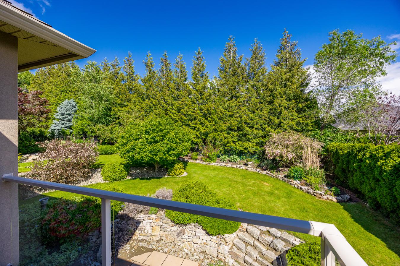 3071 Thacker Drive, West Kelowna, British Columbia, V1Z 1X5, Canada, 4 Bedrooms Bedrooms, ,3 BathroomsBathrooms,Residential,For Sale,3071 Thacker Drive,1547313