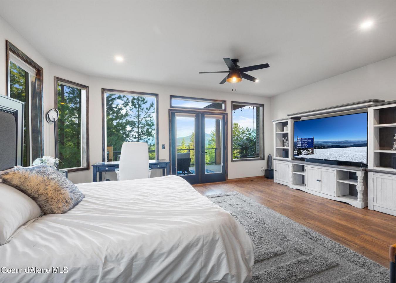 36 Granite View Drive, Sandpoint, ID, 83864, United States, 4 Bedrooms Bedrooms, ,4 BathroomsBathrooms,Residential,For Sale,36 Granite View Drive,1547284